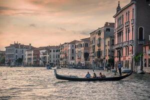 Venice Gondola Ride with Grand Canal and Live Commentary