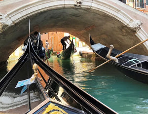 Venice Gondola Ride with Coffee at illy Caffè