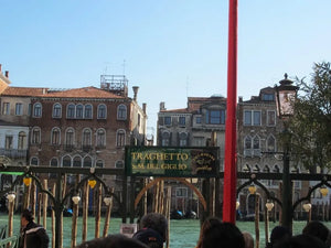 Venice Gondola Tour with Romantic Serenade by Local Musicians