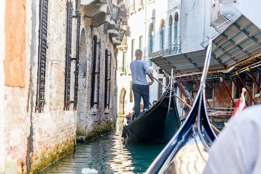 Venice Traditional Gondola Ride Featuring Grand Canal and Landmarks