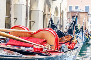 Venice Traditional Gondola Ride Featuring Grand Canal and Landmarks